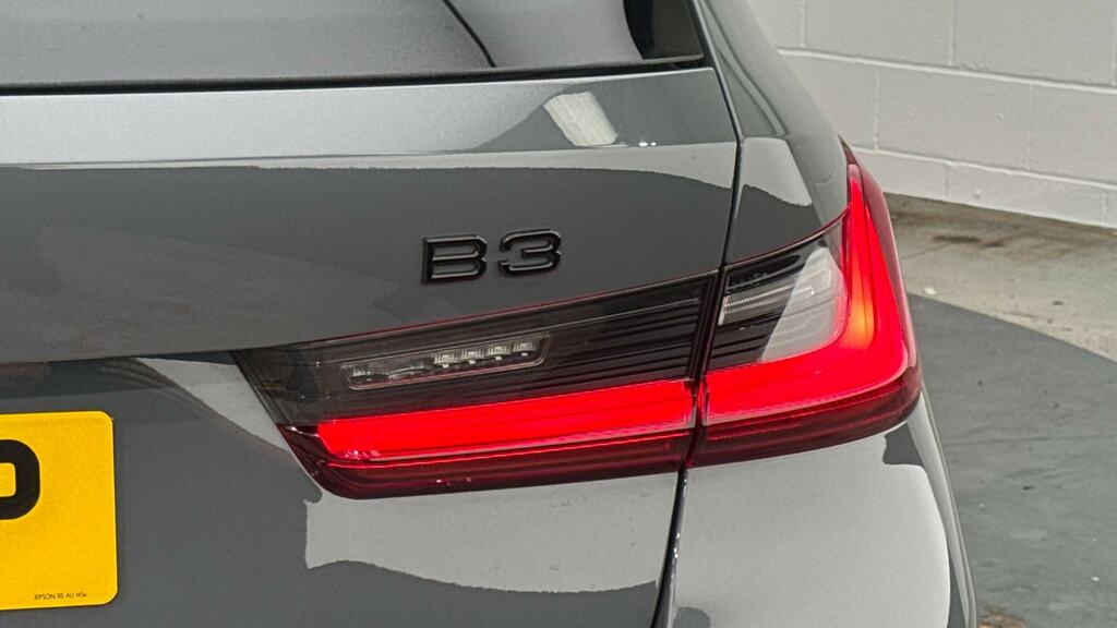 BMW 3 Series 320I M Sport Step Black #21