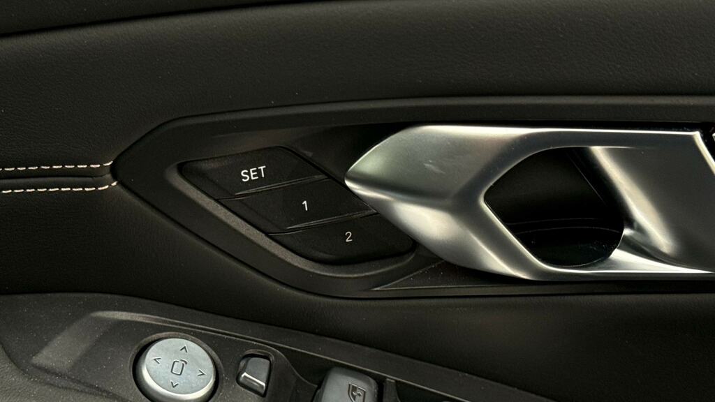 BMW 3 Series 320I M Sport Step Black #32
