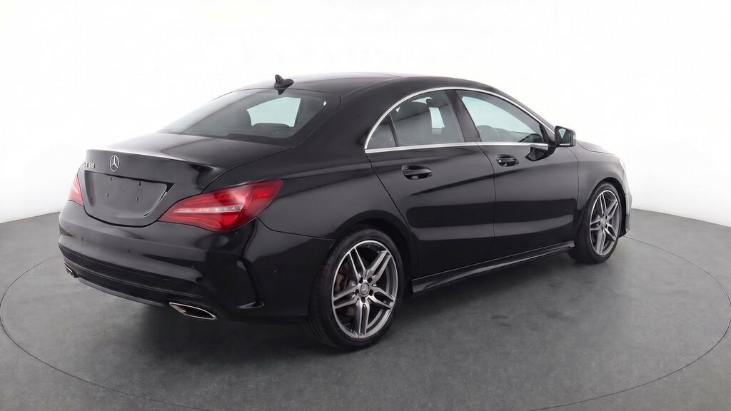 Mercedes-Benz CLA Class Cla 220 Amg Line Premium Plus Tip White #4