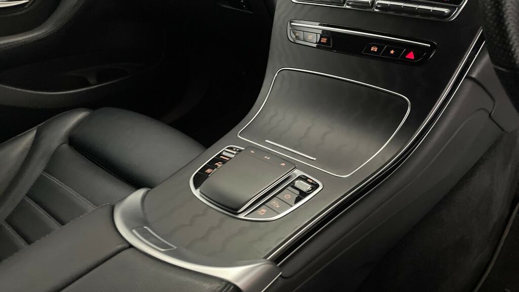 Mercedes-Benz GLC Class Glc 300 Amg Line 4Matic Silver #14