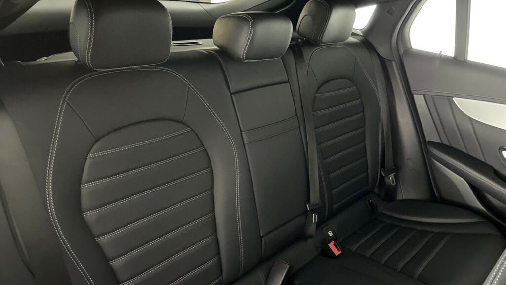Mercedes-Benz GLC Class Glc 300 Amg Line 4Matic Silver #12
