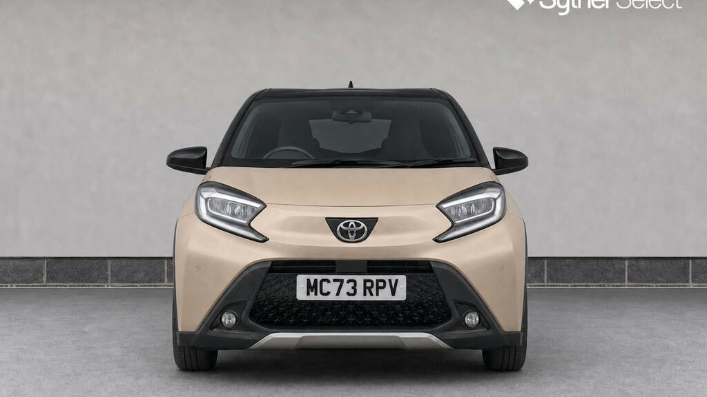 Toyota Aygo X 1.0 Vvt-i Exclusive Canvas Gold #5
