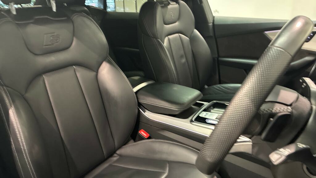 Audi Q8 55 Tfsi Quattro Black Edition Tiptronic Black #10