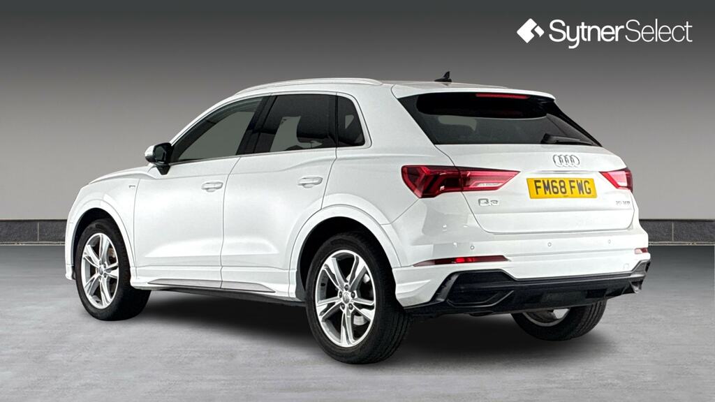 Audi Q3 35 Tfsi S Line S Tronic FM68FWG White #2