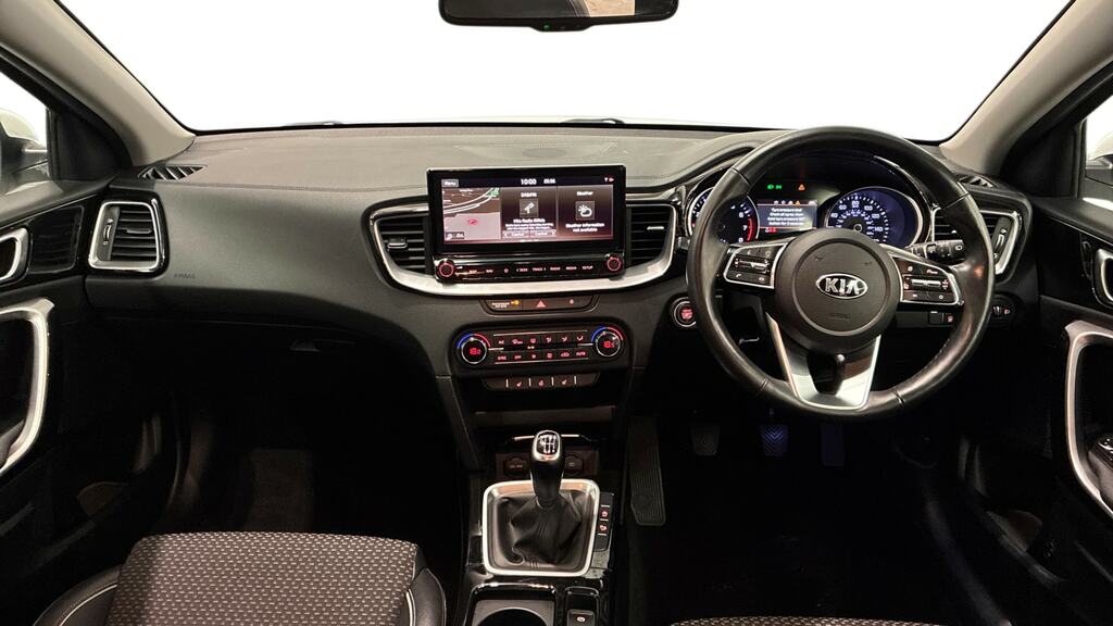 Kia Xceed 1.0T Gdi Isg 3 White #6