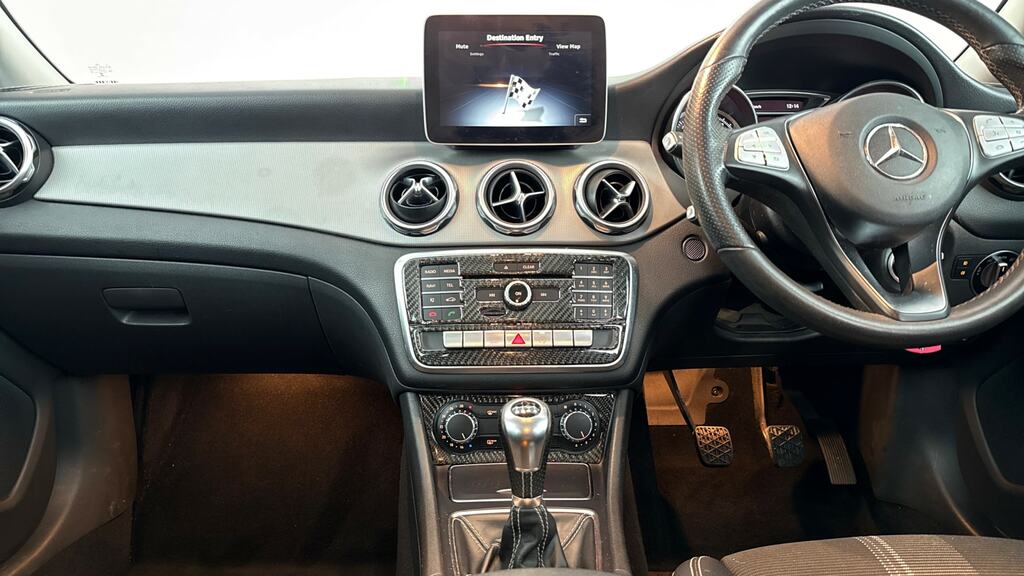 Mercedes-Benz GLA Class Gla 180 Urban Edition Grey #7