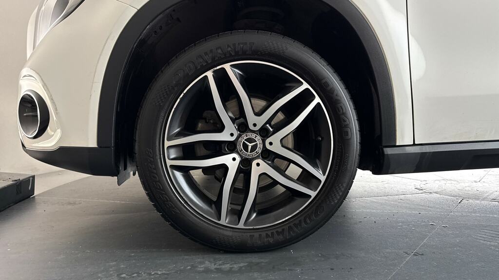 Mercedes-Benz GLA Class Gla 180 Urban Edition Grey #24