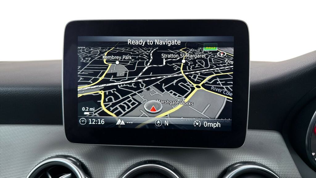 Mercedes-Benz GLA Class Gla 180 Urban Edition Grey #28