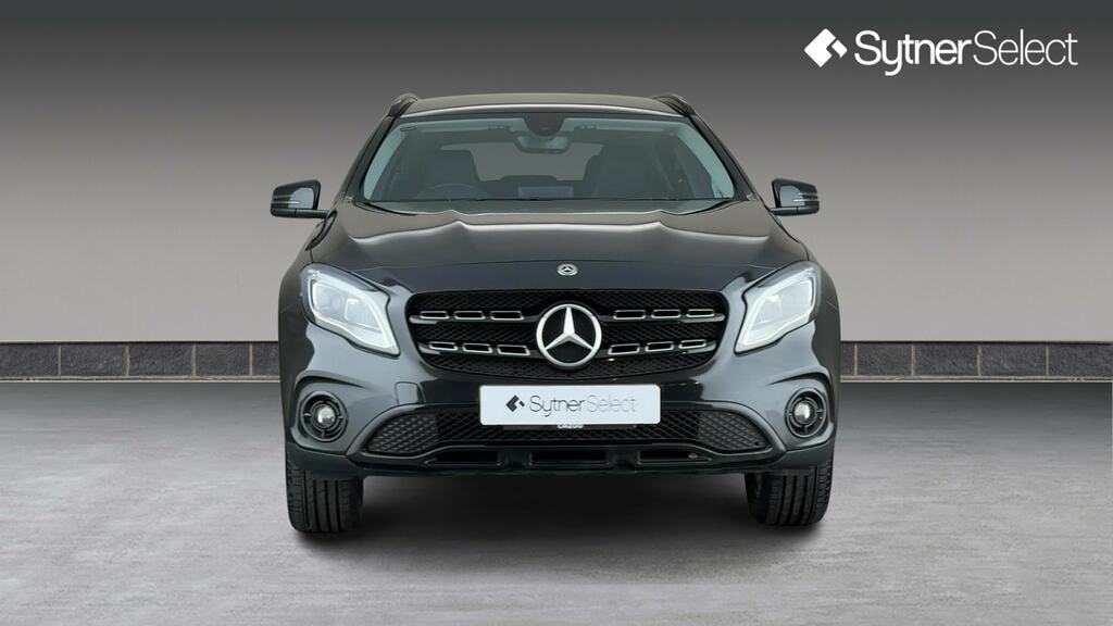 Mercedes-Benz GLA Class Gla 180 Urban Edition Black #4