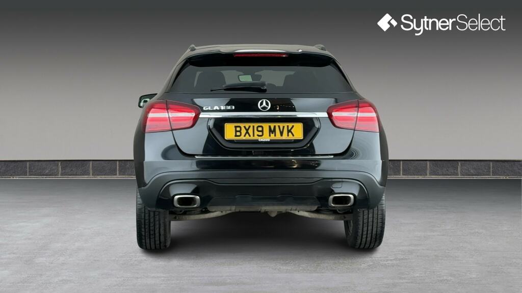 Mercedes-Benz GLA Class Gla 180 Urban Edition Black #5