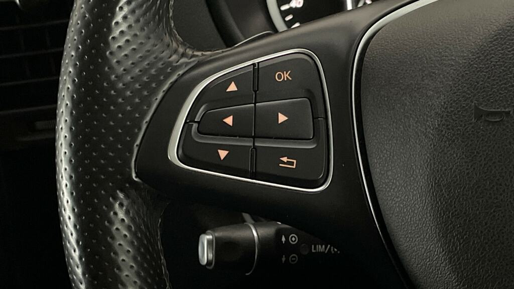Mercedes-Benz Vito 110Cdi Progressive Van Black #17