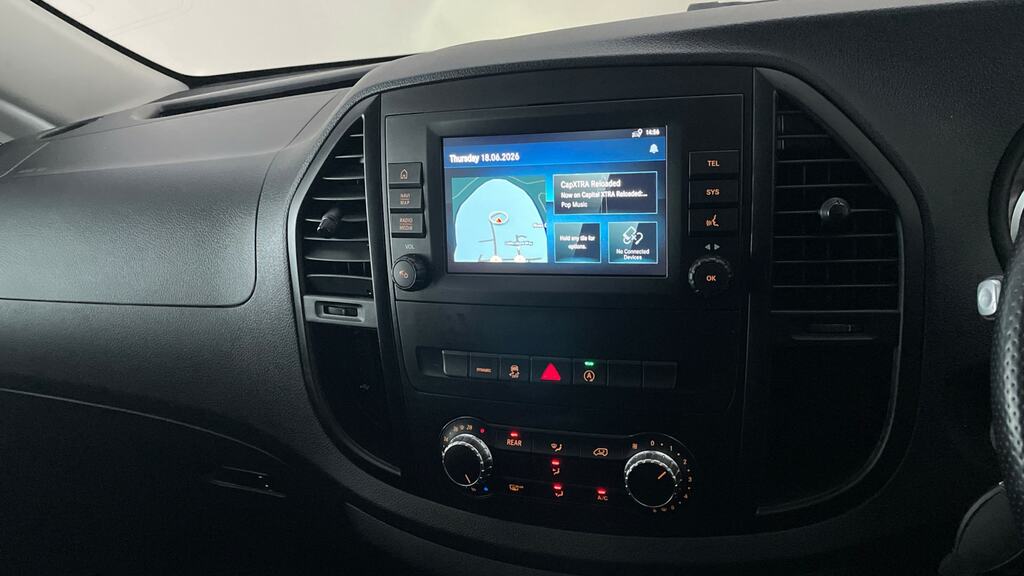 Mercedes-Benz Vito 110Cdi Progressive Van Black #7