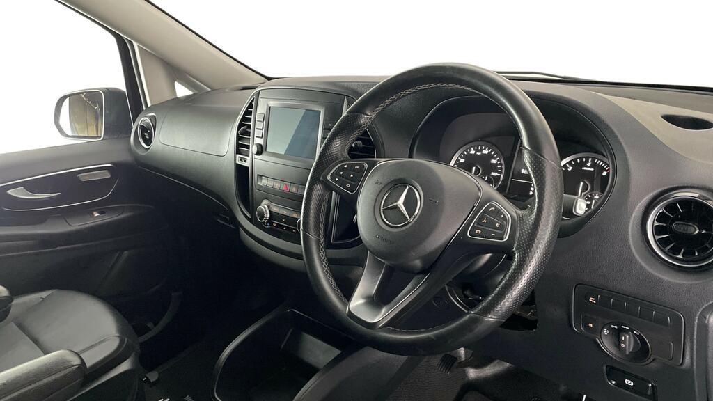 Mercedes-Benz Vito 110Cdi Progressive Van Black #9