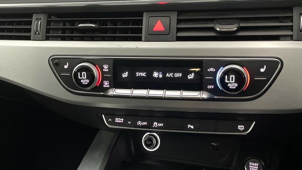 Audi A4 Avant 35 Tfsi Black Edition S Tronic White #16