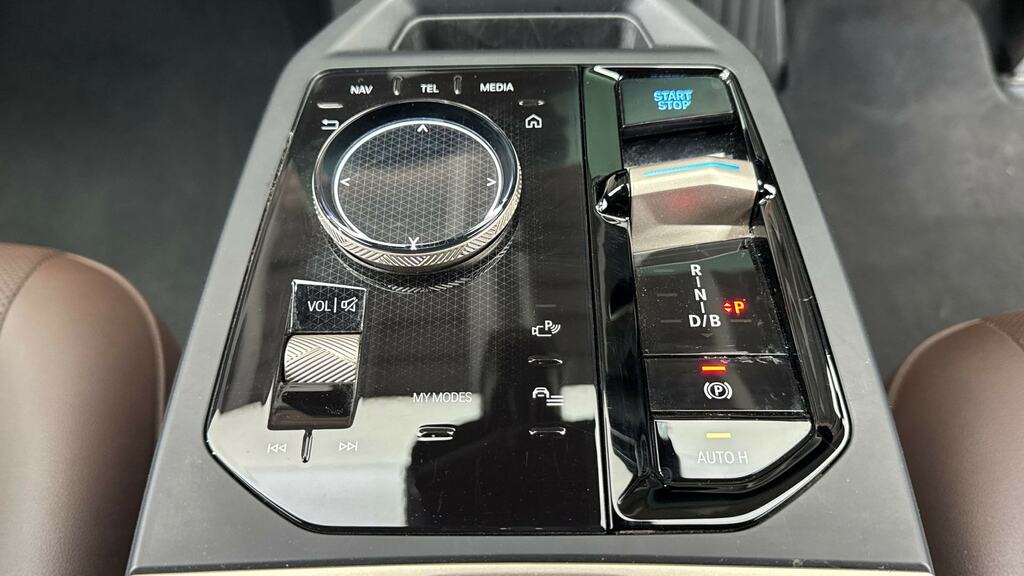 BMW iX IX Xdrive40 M Sport Blue #19