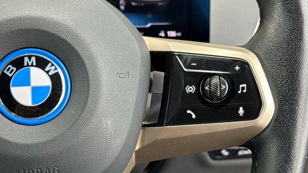 BMW iX IX Xdrive40 M Sport Blue #18