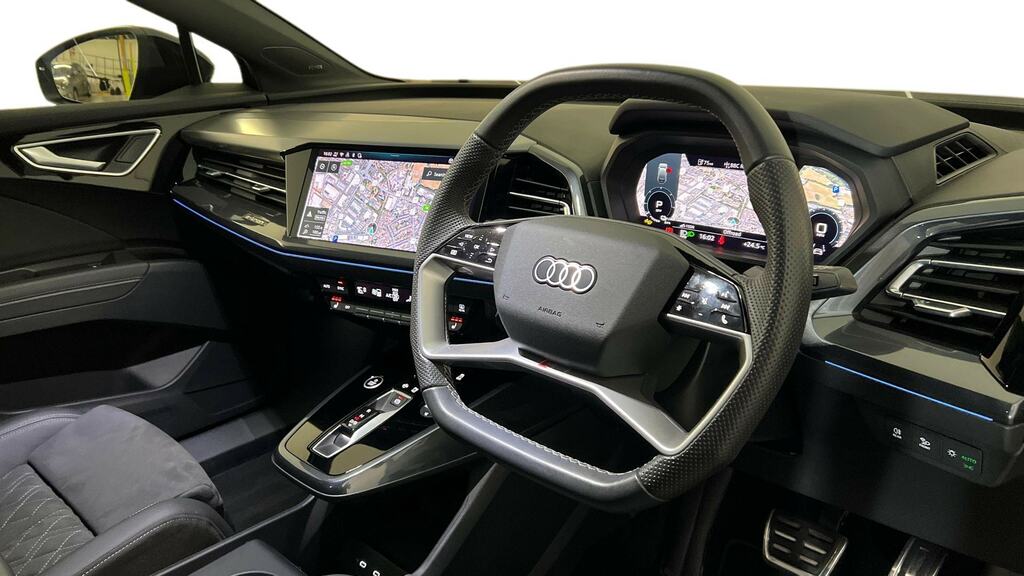 Audi Q4 E Tron 210Kw 45 82Kwh Black Edition Blue #6