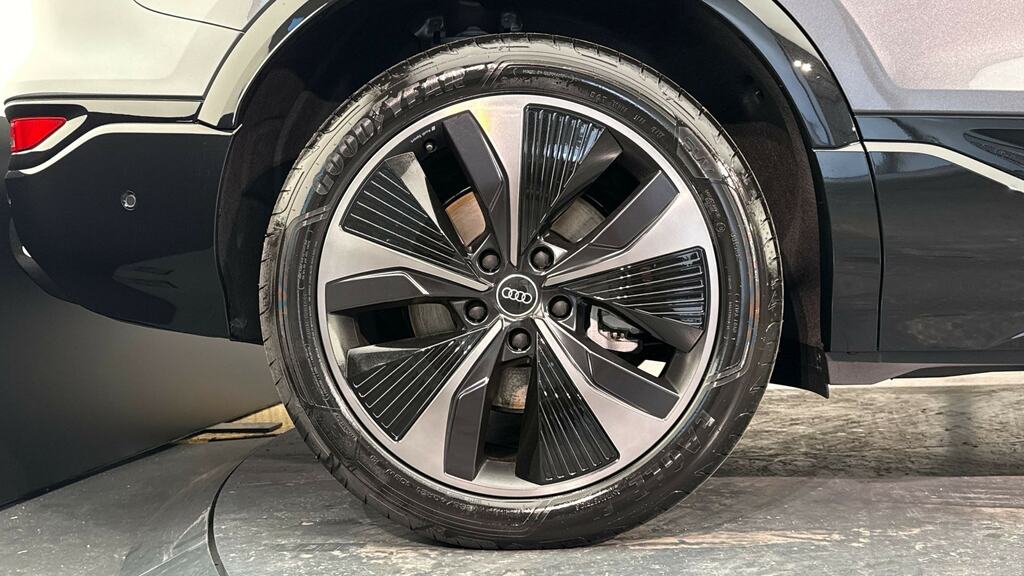 Audi Q6 E-Tron 315Kw Quattro 100Kwh Black Edition Grey #5