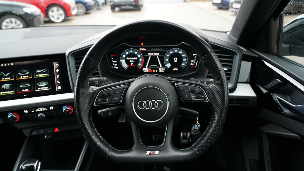 Audi A1 Technik 30 Tfsi 110 Ps 6-Speed Grey #10