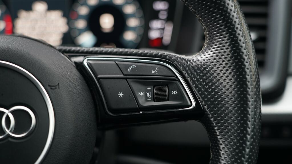 Audi A1 Technik 30 Tfsi 110 Ps 6-Speed Grey #18