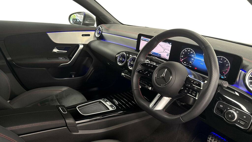 Mercedes-Benz CLA Class Cla 180 Amg Line Executive Tip Grey #3