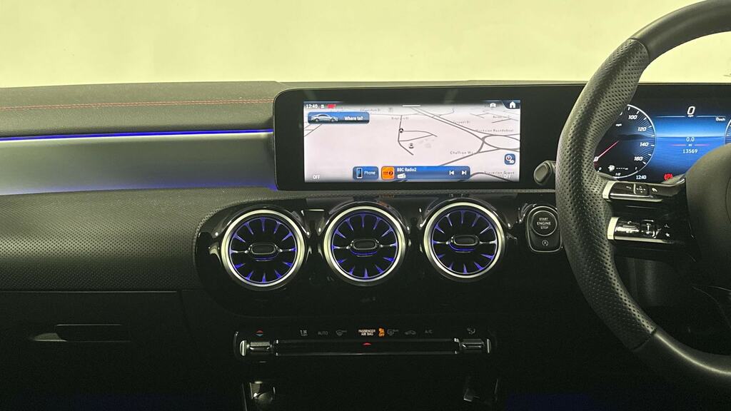 Mercedes-Benz CLA Class Amg Line Premium Edition Black #10