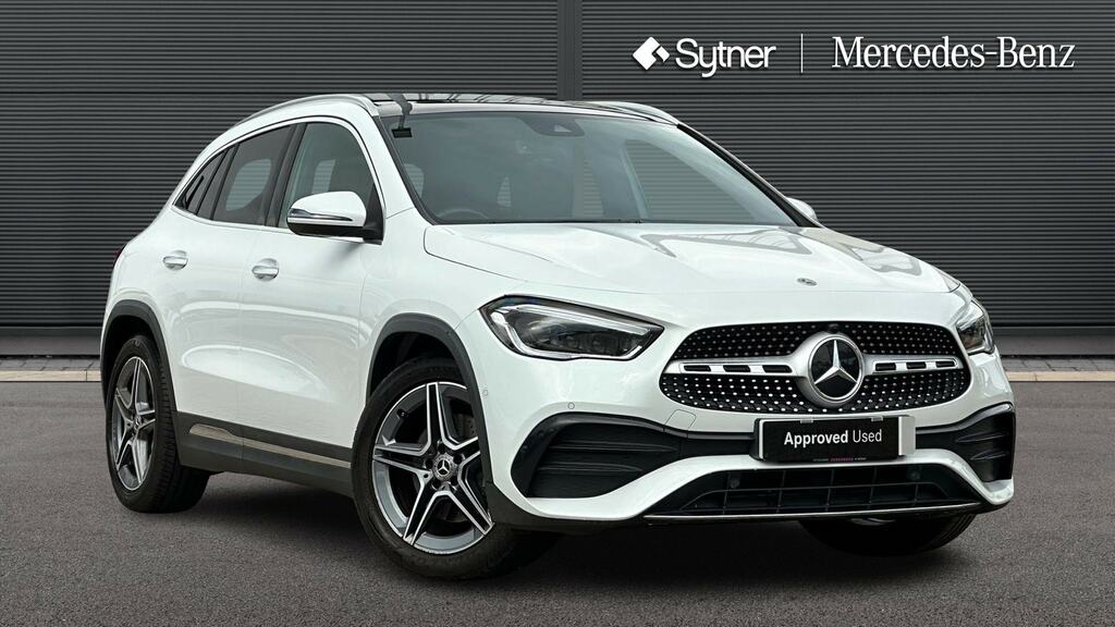 Mercedes-Benz GLA Class Gla 180 Amg Line Premium Plus White