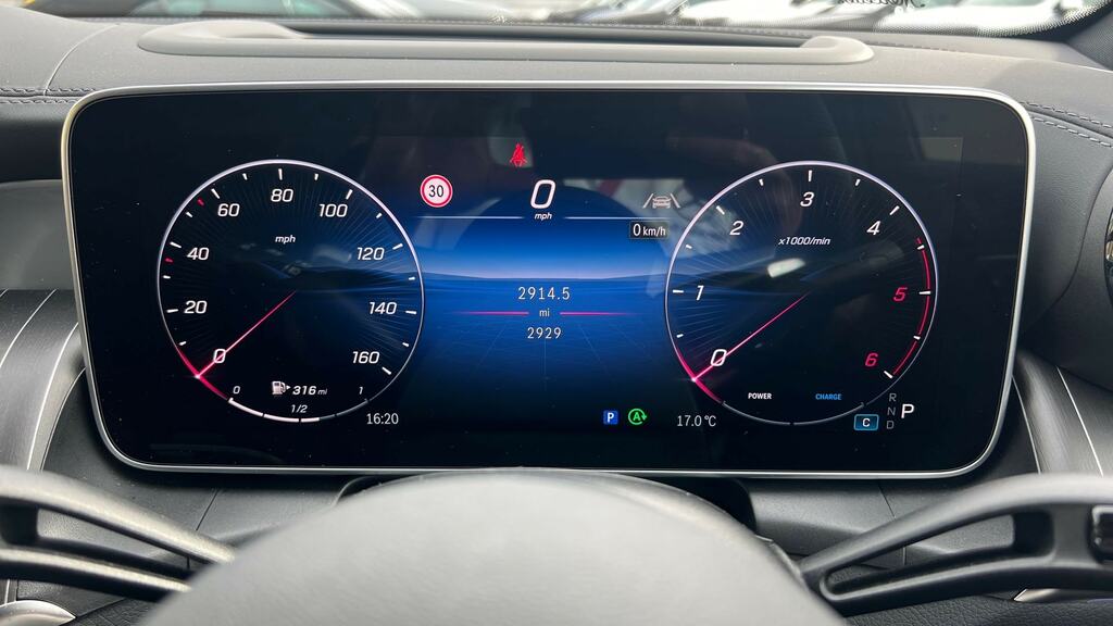 Mercedes-Benz GLC Class Glc300 4Matic Amg Line Premium #13