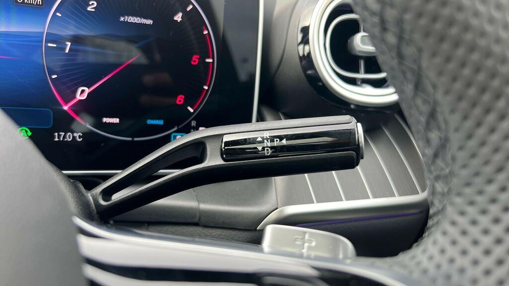 Mercedes-Benz GLC Class Glc300 4Matic Amg Line Premium #23