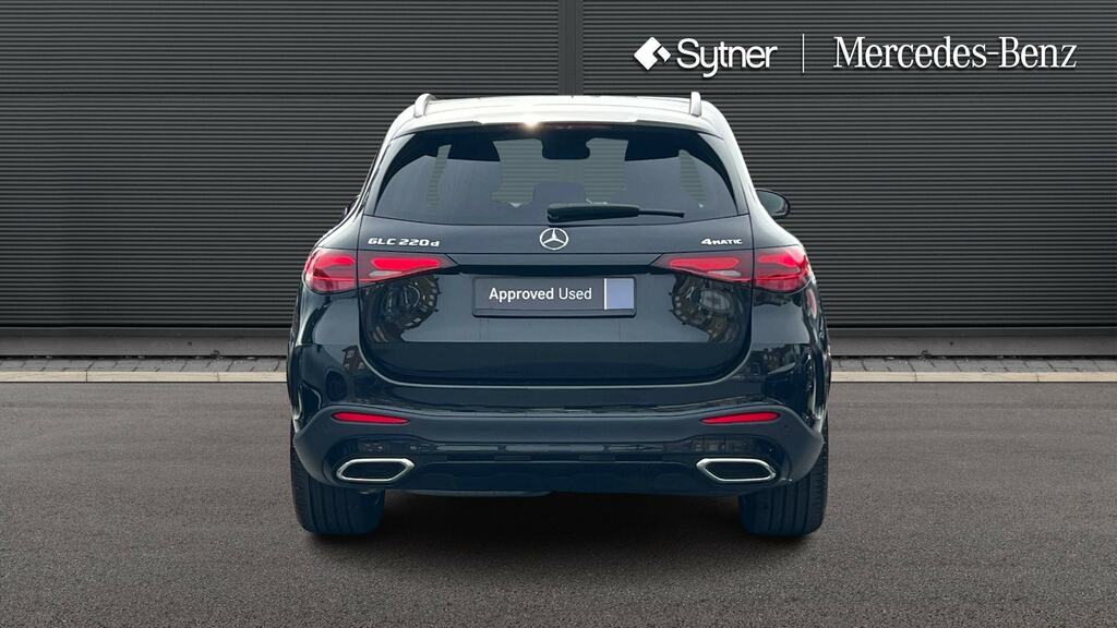 Mercedes-Benz GLC Class Glc300 4Matic Amg Line Premium #7