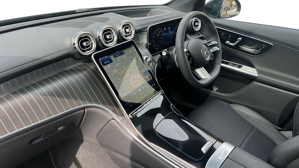 Mercedes-Benz GLC Class Glc300 4Matic Amg Line Premium #8