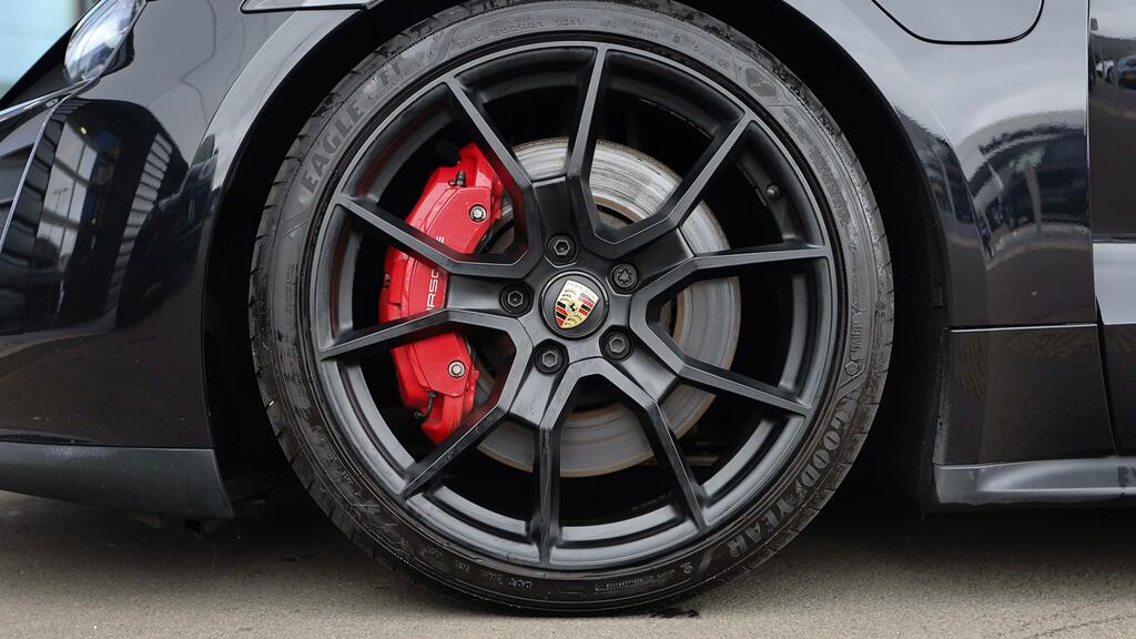 Porsche Taycan 440Kw Gts 93Kwh 22Kw 5 Seat Black #4