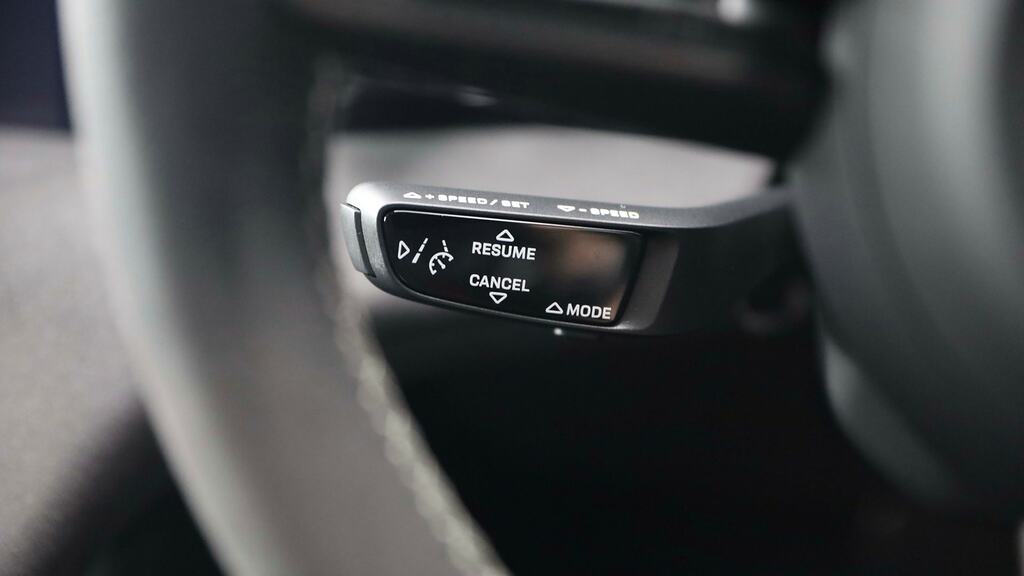 Porsche Taycan Performance 79.2Kwh Rwd Saloon Silver #14