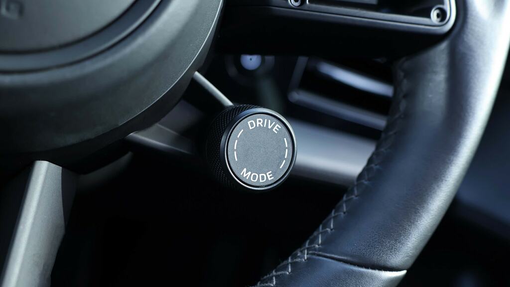 Porsche Taycan Performance Plus 93.4Kwh Turbo S Saloon Electr #16