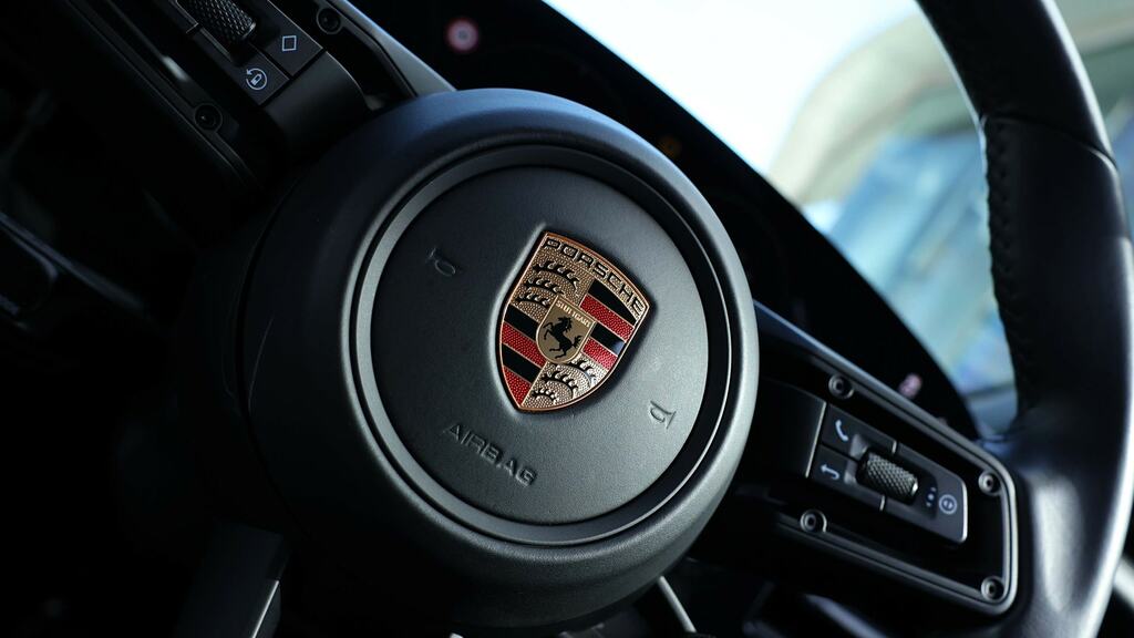 Porsche Taycan Performance Plus 93.4Kwh Turbo S Saloon Electr #13