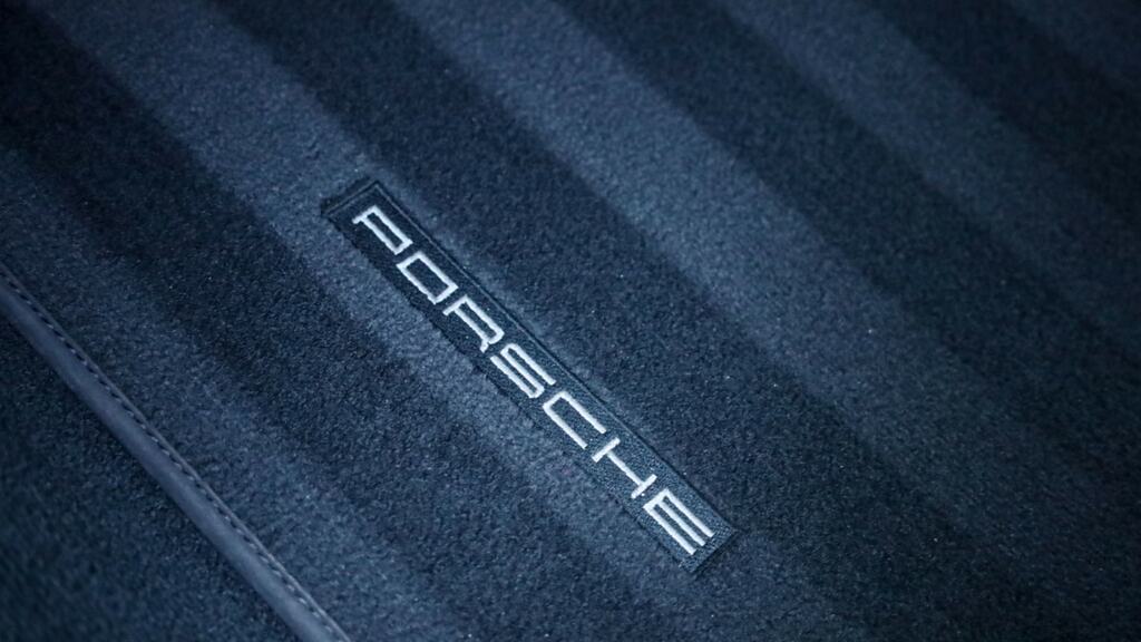 Porsche 911 3.0 Carrera S Blue #32