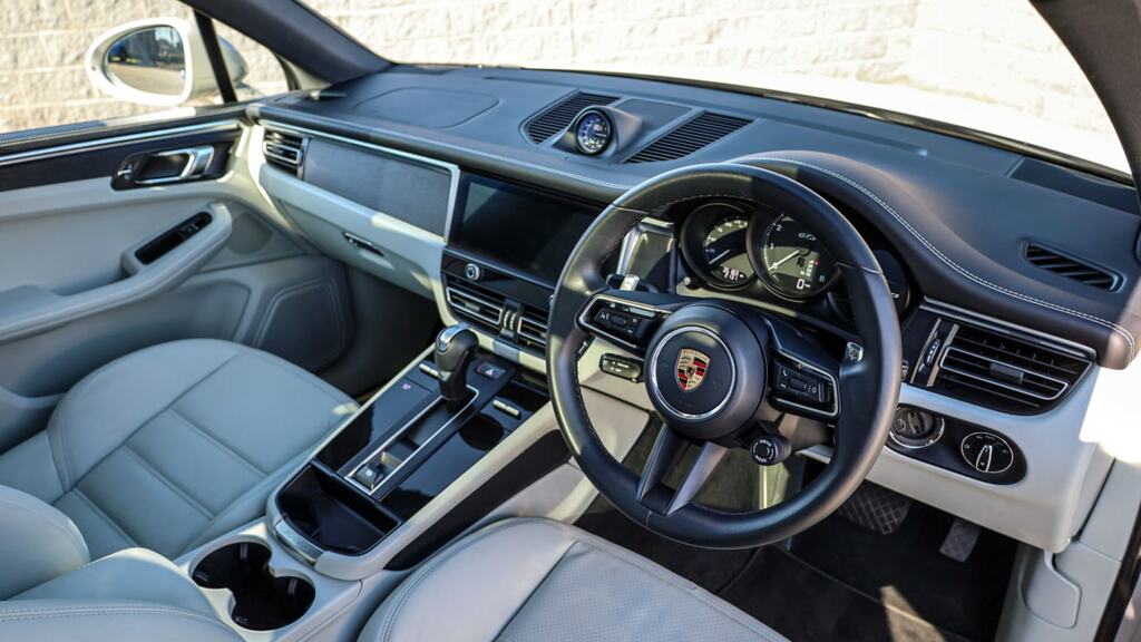 Porsche Macan Gts Pdk Grey #5