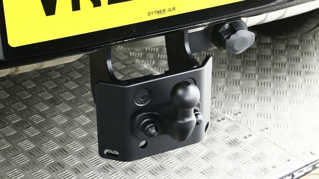 Land Rover Defender 110 3.0 D250 X-dynamic Hse 110 Black #32
