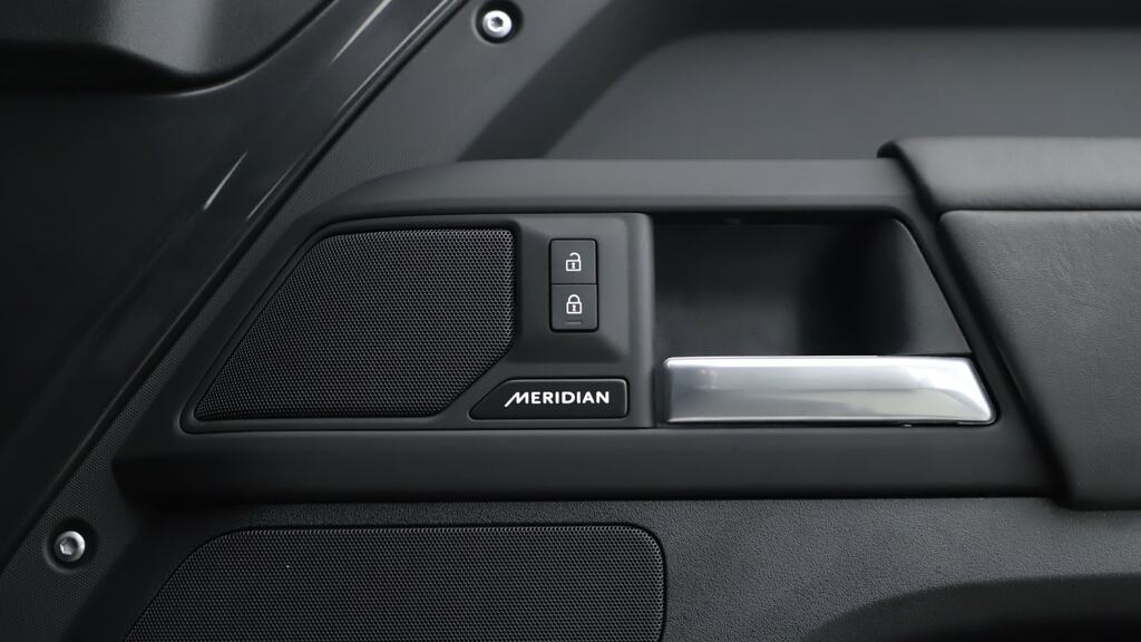 Land Rover Defender 110 3.0 D250 X-dynamic Hse 110 Black #22