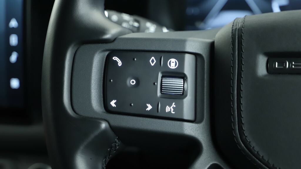 Land Rover Defender 110 3.0 D250 X-dynamic Hse 110 Black #23