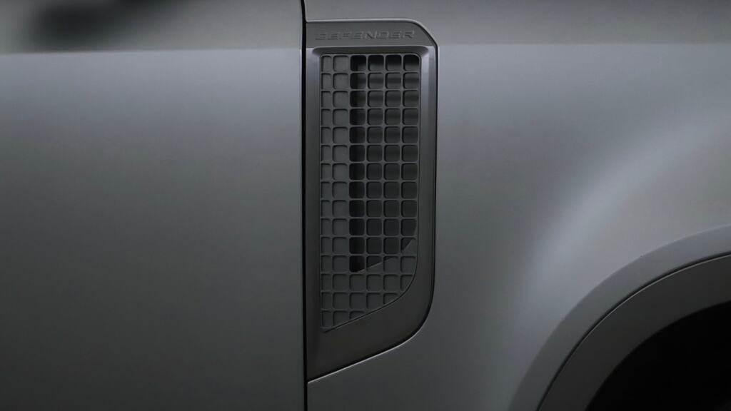 Land Rover Defender 110 3.0 D250 X-dynamic Hse 110 Black #30