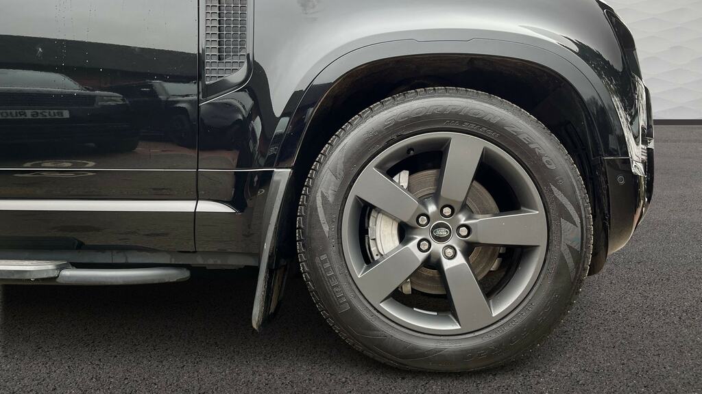 Land Rover Defender 110 2.0 P400e X-dynamic Hse Black #8