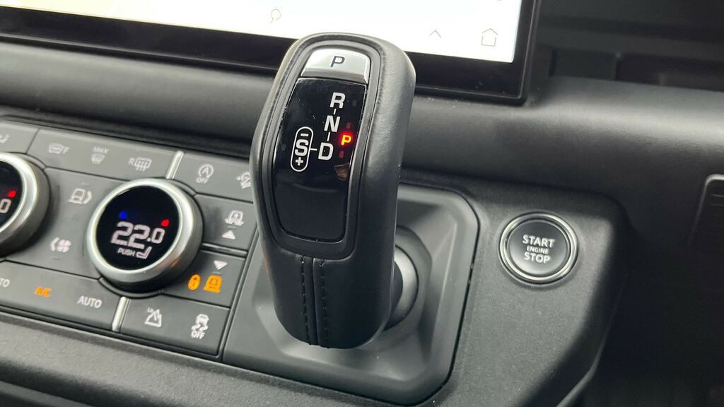 Land Rover Defender 110 2.0 P400e X-dynamic Hse Black #13