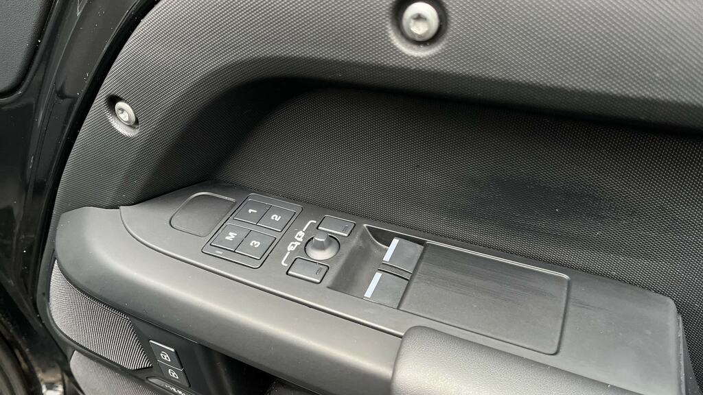 Land Rover Defender 110 2.0 P400e X-dynamic Hse Black #25
