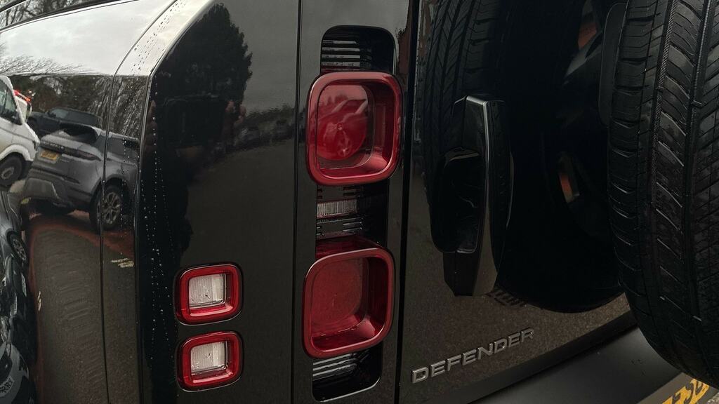 Land Rover Defender 90 3.0 D250 X-dynamic Hse 90 Grey #18