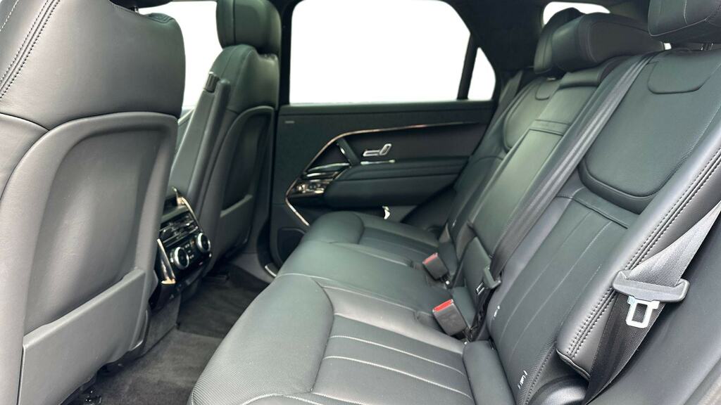 Land Rover Range Rover Sport 3.0 D300 Black #4