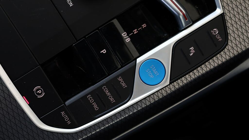 BMW i4 400Kw M50 83.9Kwh White #19