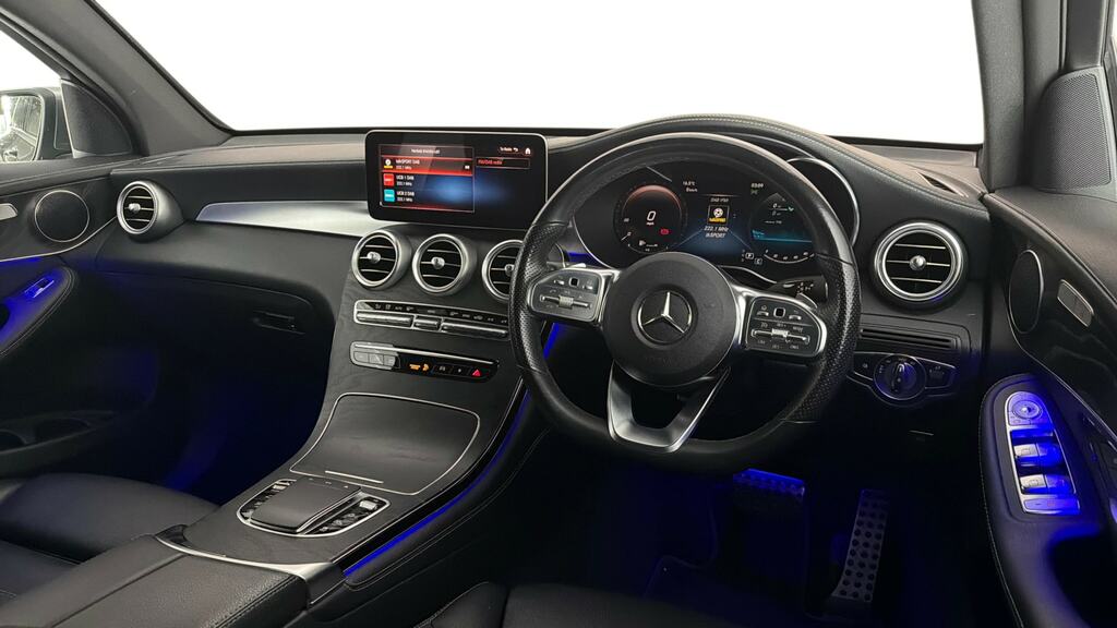 Mercedes-Benz GLC Class Glc 300 4Matic Amg Line Ultimate 9Gtronic White #9