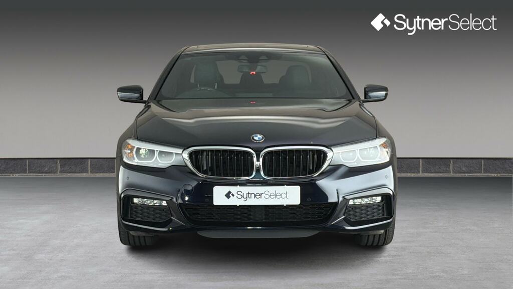 BMW 5 Series 520D M Sport Black #4