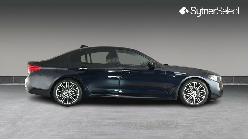 BMW 5 Series 520D M Sport Black #3